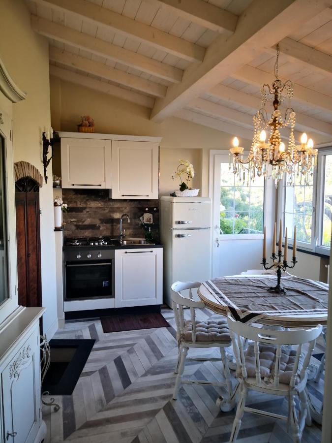 Florinda Lemon'S Suite Cervo Exteriér fotografie