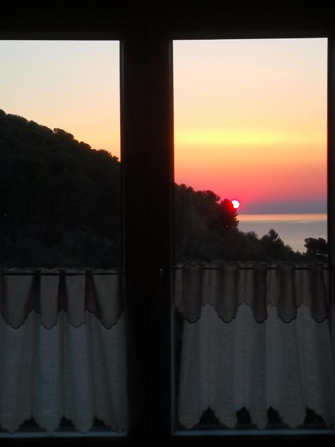 Florinda Lemon'S Suite Cervo Exteriér fotografie