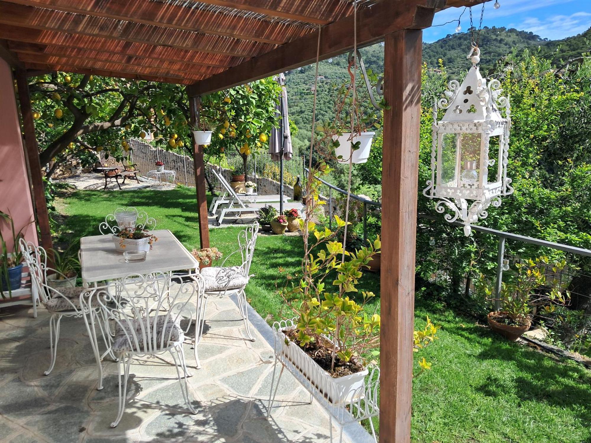 Florinda Lemon'S Suite Cervo Exteriér fotografie